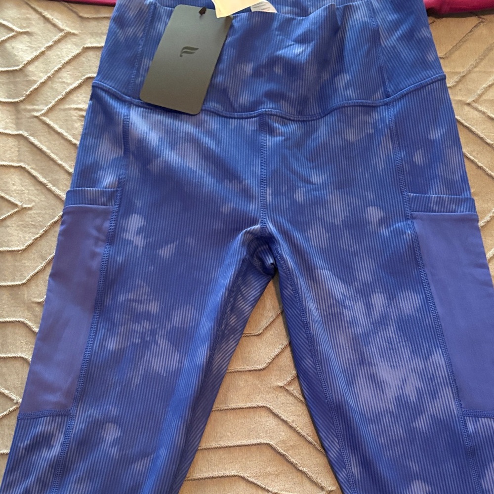 Vibrant Blue Leggings with Side Pockets
